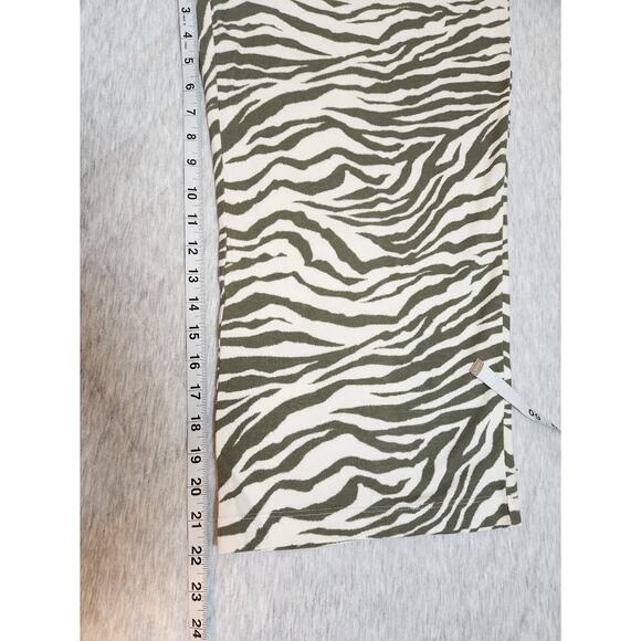 Weekends by Chico's Womens Olive Green White Zebra Printed Cropped Casual Pants - Picture 7 of 7